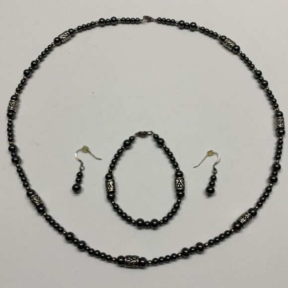 Black Glass Beads And Steel Necklace, Bracelet And Earrings Set - Picture 2 of 5